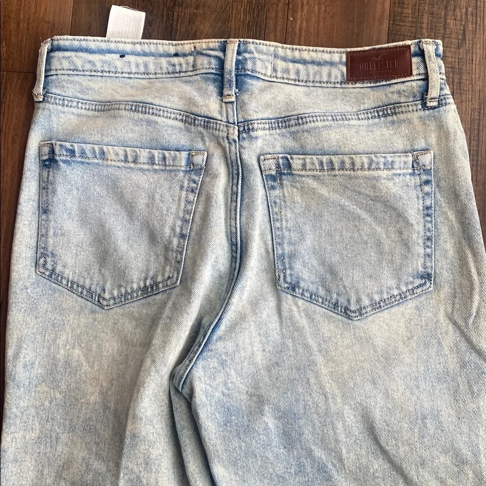 Hollister Ultra High-Rise Light Blue Jeans